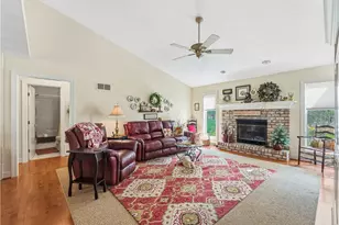 100 Clearwater Cove S, Austintown, OH 44515 - Photo 3