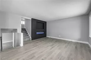 4562 W 192nd St, Loveland, OH 44135 - Photo 9