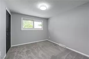 4562 W 192nd St, Loveland, OH 44135 - Photo 17