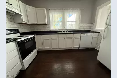 1235 18th Street NW #2, Canton, OH 44703 - Photo 9