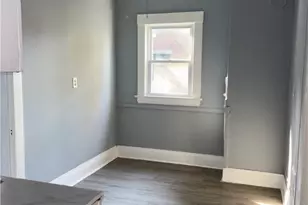 1390 E 109th St, Loveland, OH 44106 - Photo 9