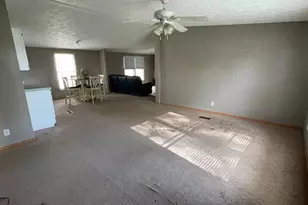 3250 Maysville Pike, Zanesville, OH 43701 - Photo 11