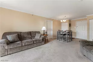 4703 Hills and Dales Road NW, Canton, OH 44718 - Photo 9