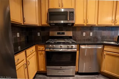 1951 W 26th Street #510, Loveland, OH 44113 - Photo 23