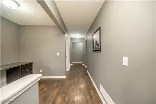 520 S Newton Falls Rd, Diamond, OH 44412 - Photo 17