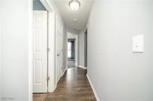 520 S Newton Falls Rd, Diamond, OH 44412 - Photo 29