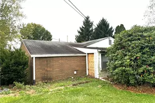 4481 Broadway Ave NE, Louisville, OH 44641 - Photo 11