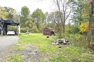 49358 England Dr, East Palestine, OH 44413 - Photo 3