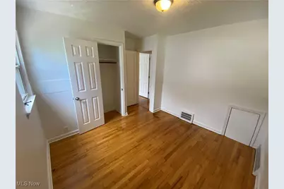 854 E 258th Street, Euclid, OH 44132 - Photo 7