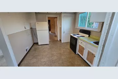 316 Churchway Street, Mingo Junction, OH 43938 - Photo 9