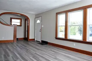 910 W 14th St, Lorain, OH 44052 - Photo 3