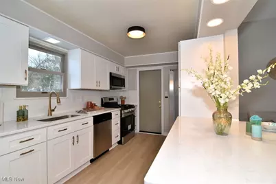 9195 Cheyenne Run, Macedonia, OH 44056 - Photo 13