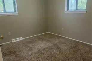 1727 W 19th St, Lorain, OH 44052 - Photo 11