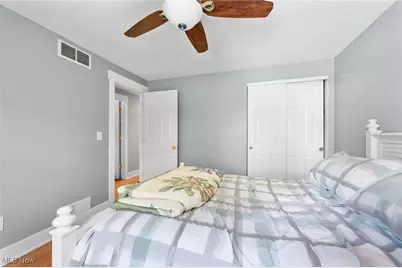 1280 Meadowview Lane, Amherst, OH 44001 - Photo 17