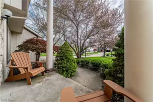 368 Leverett Ln, Highland Heights, OH 44143 - Photo 3