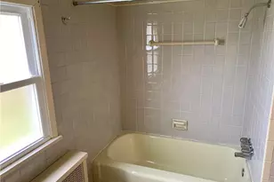 206 N 3rd St, Toronto, OH 43964 - Photo 25