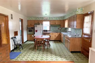 206 N 3rd St, Toronto, OH 43964 - Photo 5