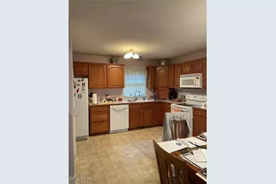 1180 Tessa Trl, Hartville, OH 44632 - Photo 7