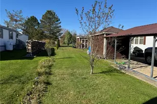 10376 Brosius Rd, Garrettsville, OH 44231 - Photo 23