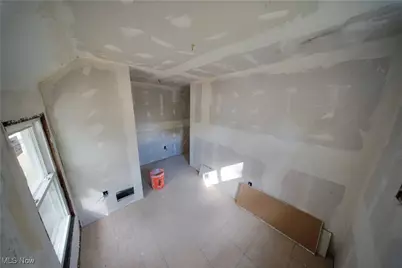 9905-9907 Zimmer Avenue, Loveland, OH 44102 - Photo 11