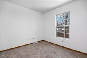 132 Warden Ave, Elyria, OH 44035 - Photo 27