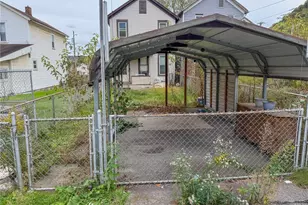 534 1st St, East Liverpool, OH 43920 - Photo 9