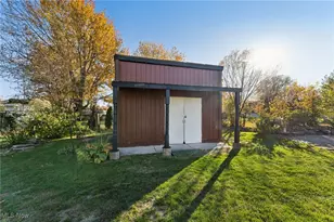 1911 W 30th St, Lorain, OH 44052 - Photo 39