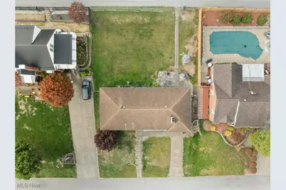 65310 Three Hills Drive, Bellaire, OH 43906 - Photo 35