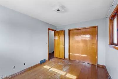 65310 Three Hills Drive, Bellaire, OH 43906 - Photo 21