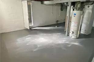 303 Iowa Ave, Lorain, OH 44052 - Photo 11