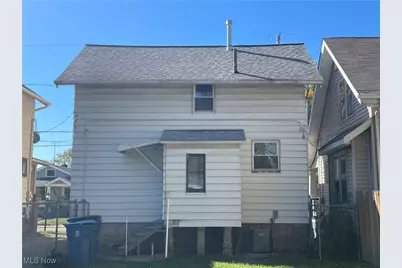 303 Iowa Avenue, Lorain, OH 44052 - Photo 13