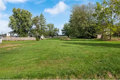 890 Green Side Avenue SW, North Lawrence, OH 44666 - Photo 21