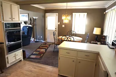 3114 W Edgerton Road, Silver Lake, OH 44224 - Photo 9