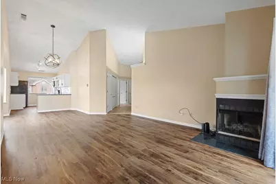 339 Village Pointe Drive #4, Akron, OH 44313 - Photo 7