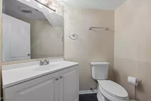 339 Village Pointe Dr, Akron, OH 44313 - Photo 27