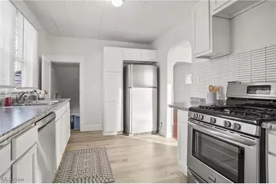 2226 26th Street SW, Akron, OH 44314 - Photo 11