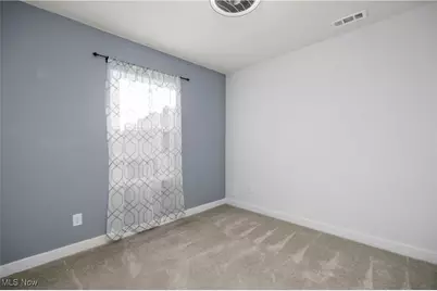 320 Pebble Creek Court, Amherst, OH 44001 - Photo 27