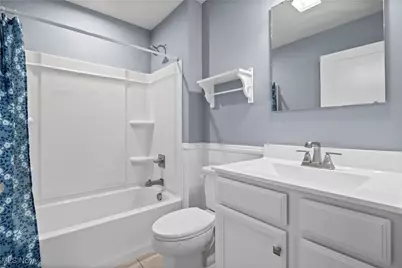 320 Pebble Creek Court, Amherst, OH 44001 - Photo 25