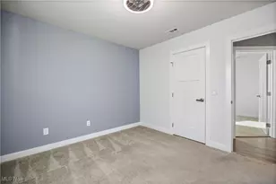 320 Pebble Creek Ct, Amherst, OH 44001 - Photo 23