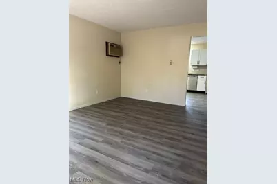 829 Randall Drive, Kent, OH 44240 - Photo 3