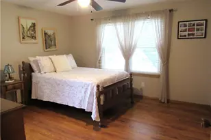 4805 Maple Hill Dr, Green Hills, OH 44131 - Photo 15