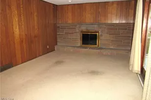 4805 Maple Hill Dr, Green Hills, OH 44131 - Photo 13