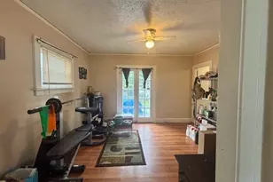 2116 Reyburn Rd, Loveland, OH 44112 - Photo 7