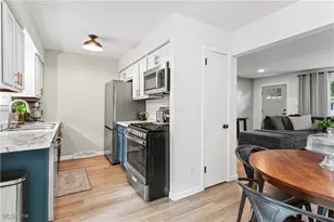 1029 Karen Dr, Akron, OH 44313 - Photo 17