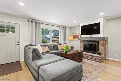 1029 Karen Drive, Akron, OH 44313 - Photo 13