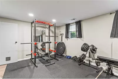 1029 Karen Drive, Akron, OH 44313 - Photo 29