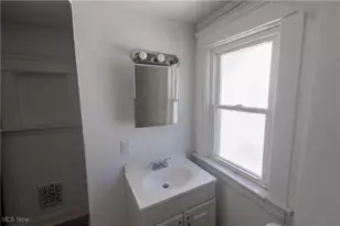 15901 Pythias Ave, Loveland, OH 44110 - Photo 17