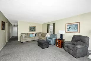 1178 Twinsburg Road E, Macedonia, OH 44056 - Photo 9