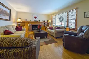 732 Forest-Ridge Dr, Youngstown, OH 44512 - Photo 5