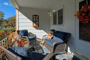 732 Forest-Ridge Dr, Youngstown, OH 44512 - Photo 3